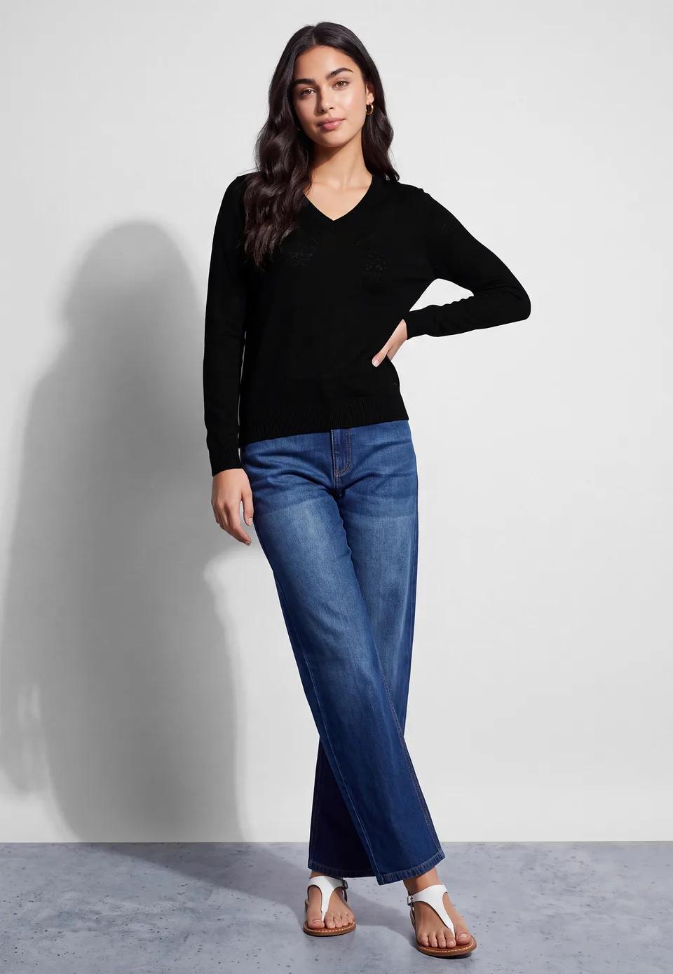 Solid V-Neck Full Sleeve Top